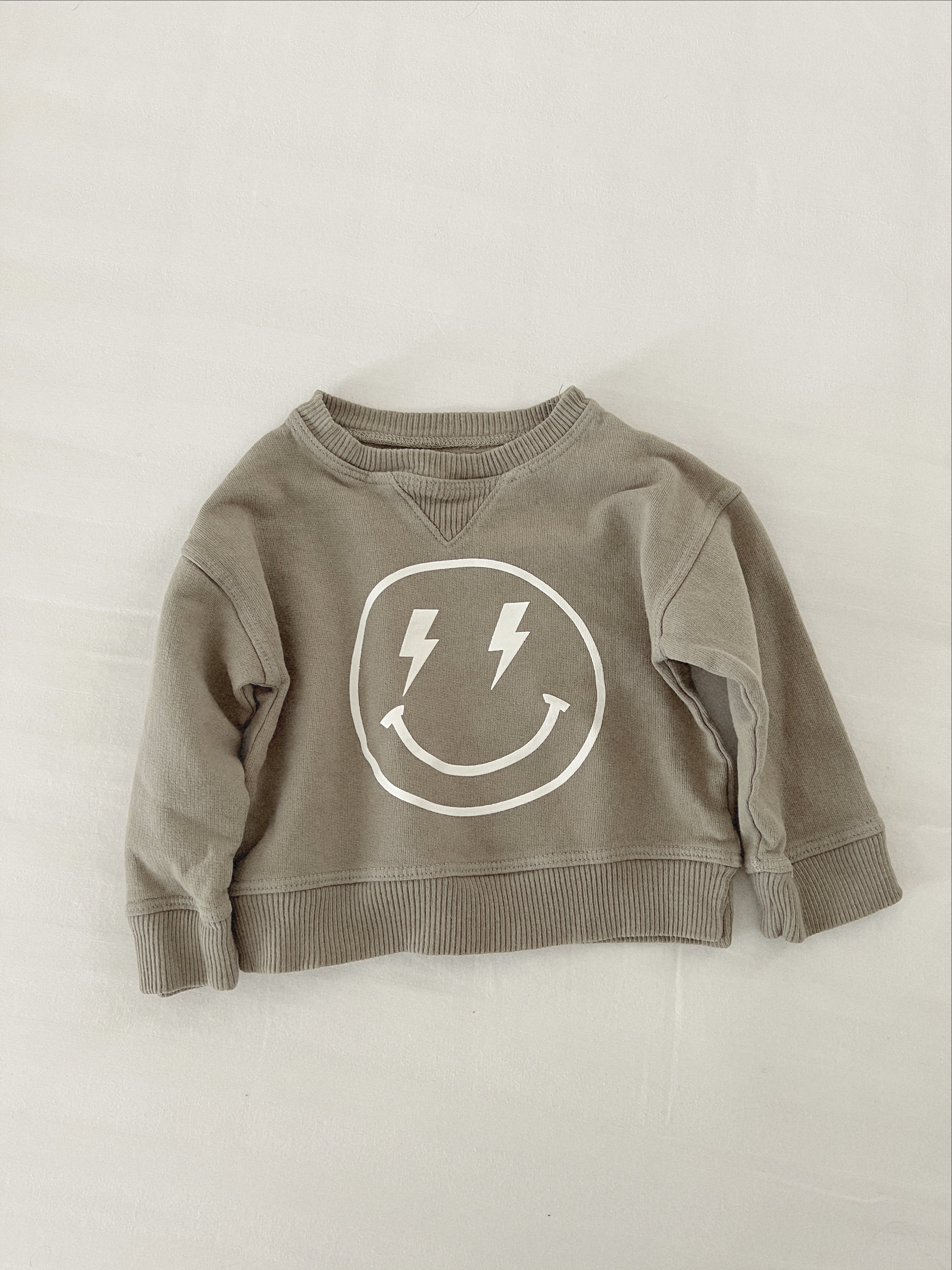 Rockstar Smiley Sweatshirt - Stormy